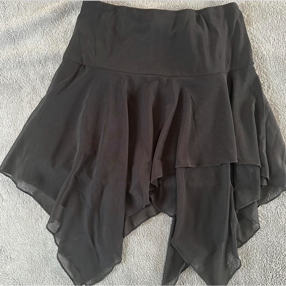 Black Flowy Skirt - Picture 2 of 4